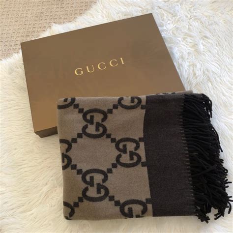 gucci blankets on clearance.